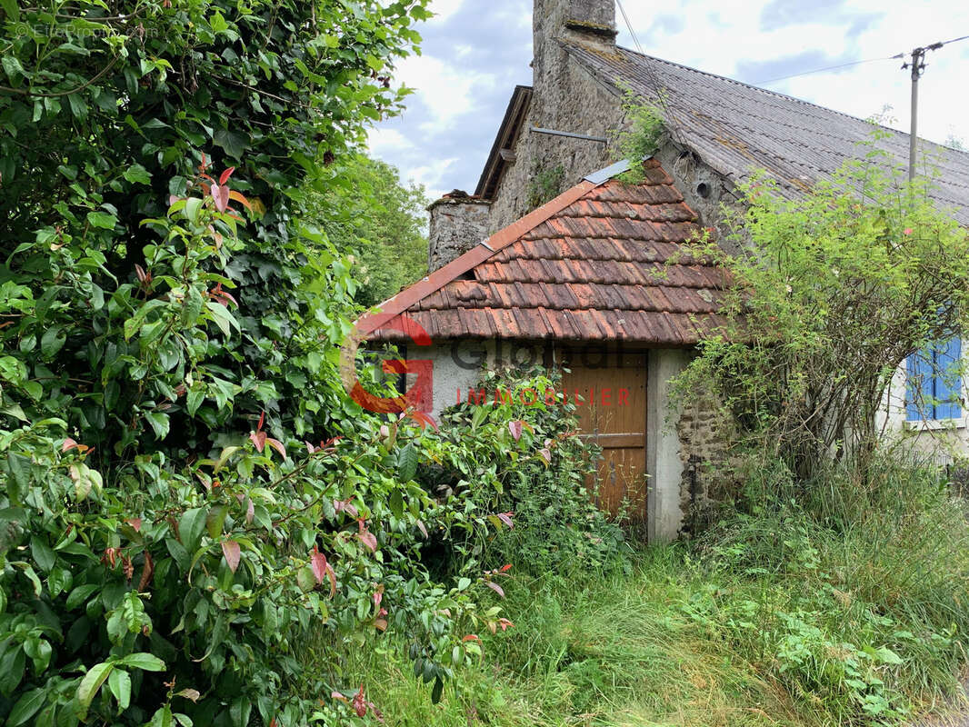 Maison à PEYRISSAC