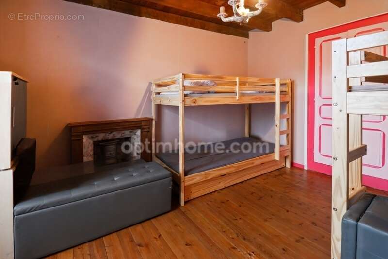 MAISON entièrement rénovée de  91 m² - 5 Pièces - 3 Chambres sur parcelle de 660 m² DROUX (87) - photo 19