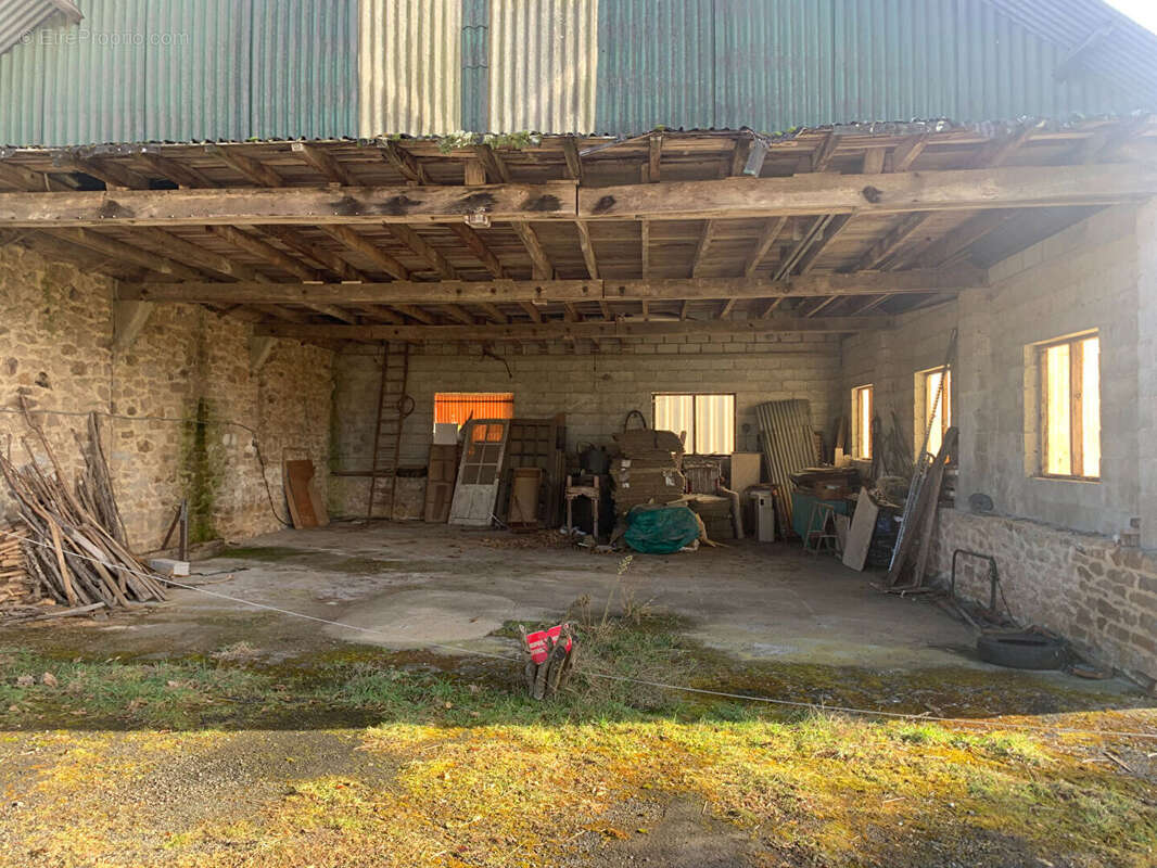 Maison à SAINT-SALVADOUR