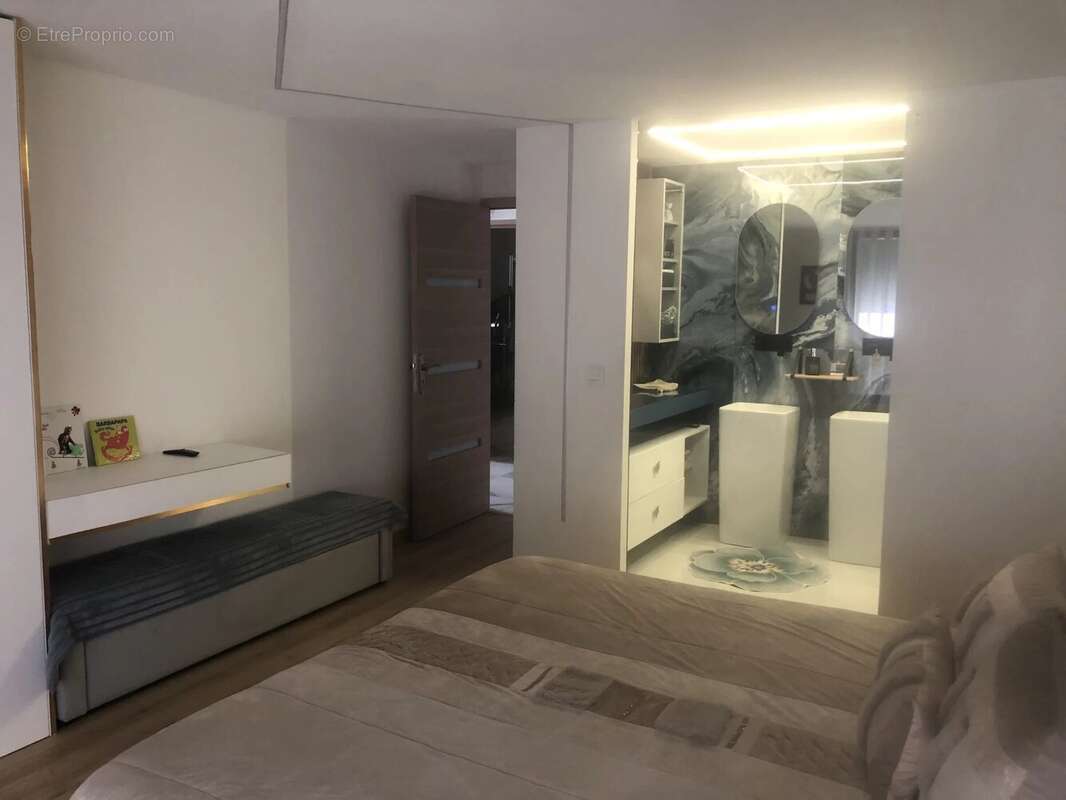 Maison à LA FRETTE-SUR-SEINE