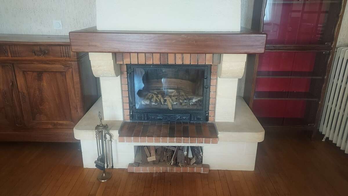 Maison à vendre 4 pièces LACHAPELLE AUZAC (46) - photo 17