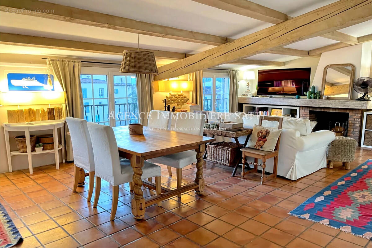 Appartement à SAINT-TROPEZ