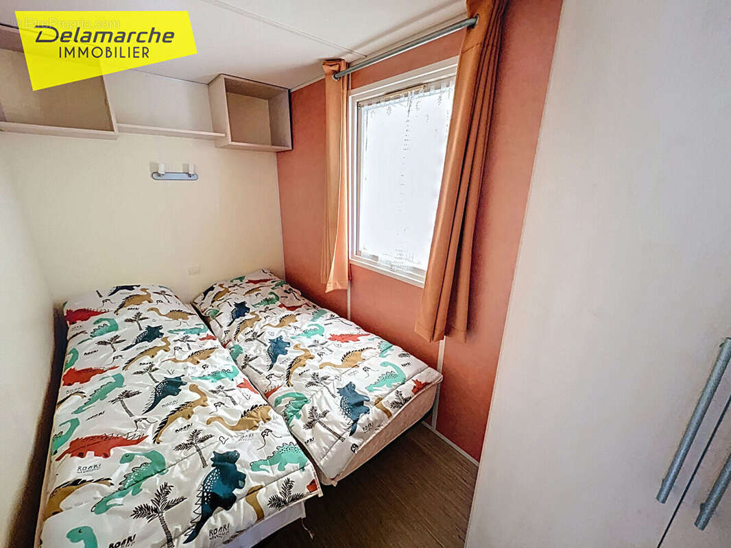 Maison à MONTMARTIN-SUR-MER