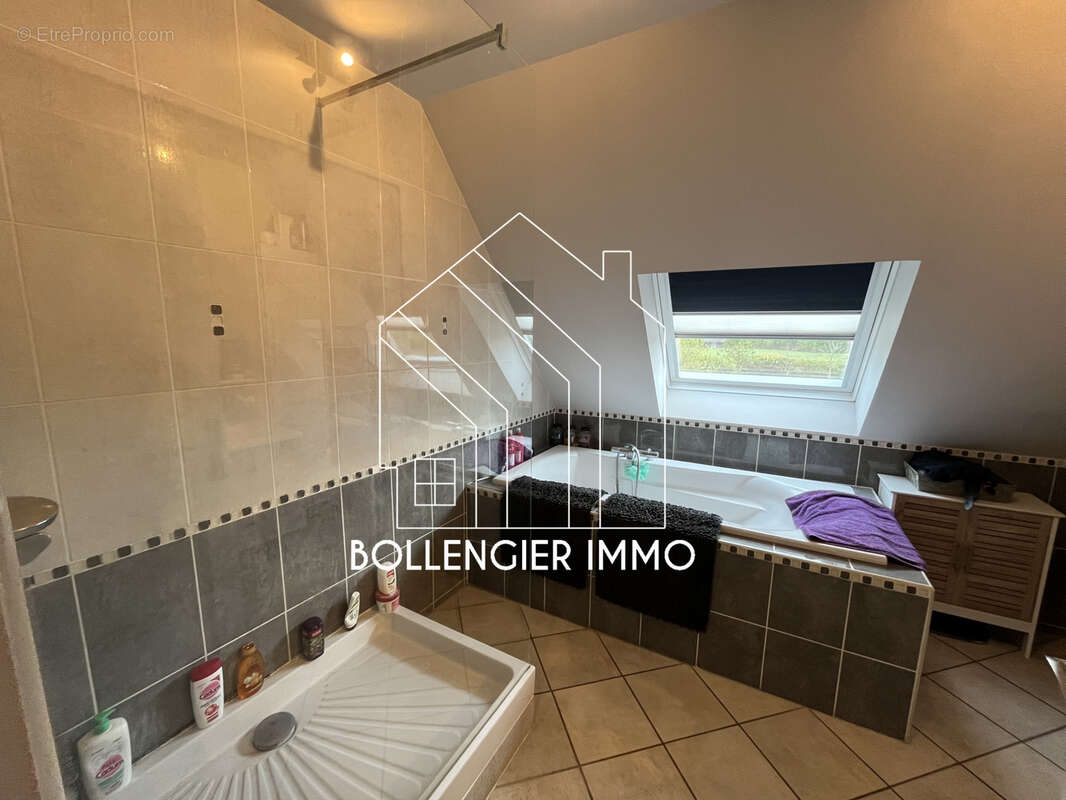Maison Individuelle - 4 chambres - Garage - photo 7