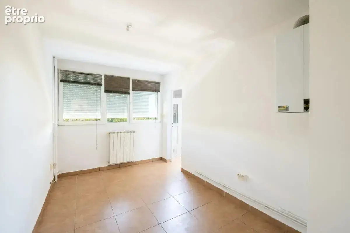 Appartement de 3 pièces de 79 m² situé à Marseille - photo 6