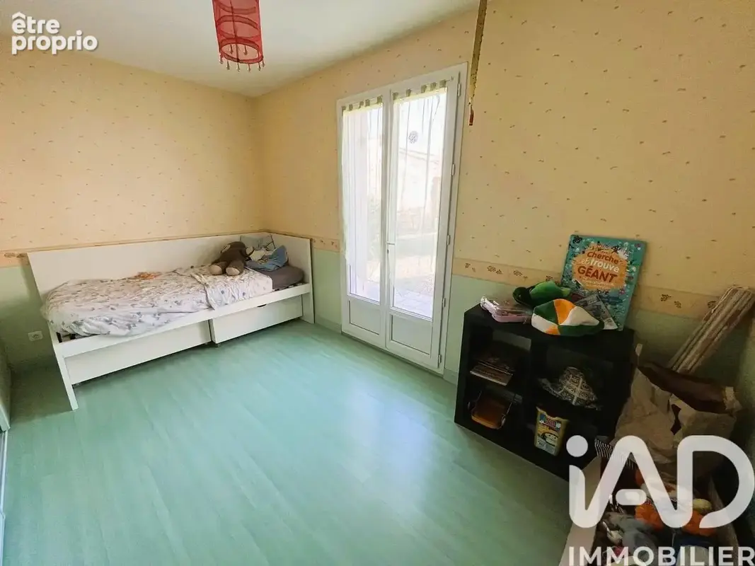 Photo 6