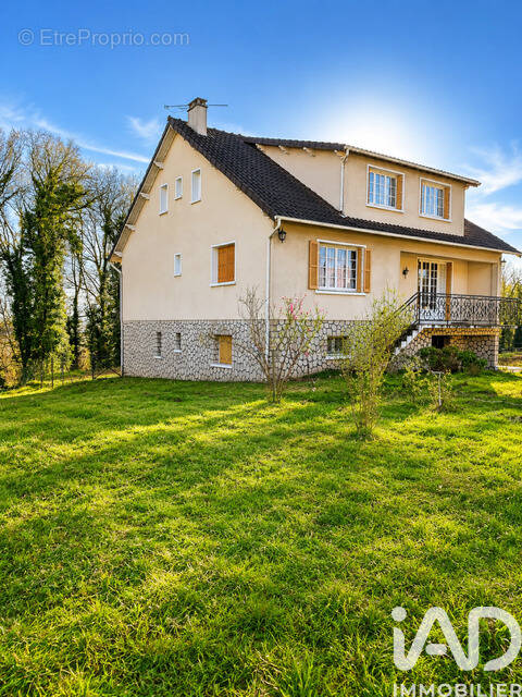 Photo 1 - Maison à VERNOU-LA-CELLE-SUR-SEINE
