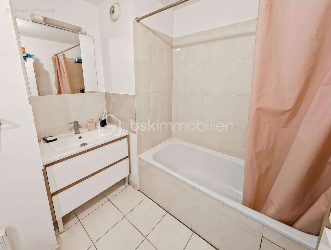 F3 63m2 dernier etage 4/4 residence 2015 avec parking en sous sol proche tram - photo 11