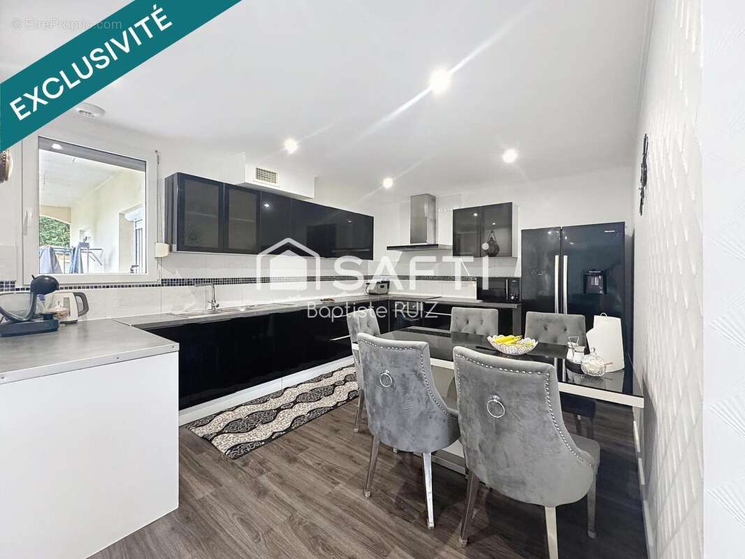 Photo 2 - Maison à LACOURT-SAINT-PIERRE