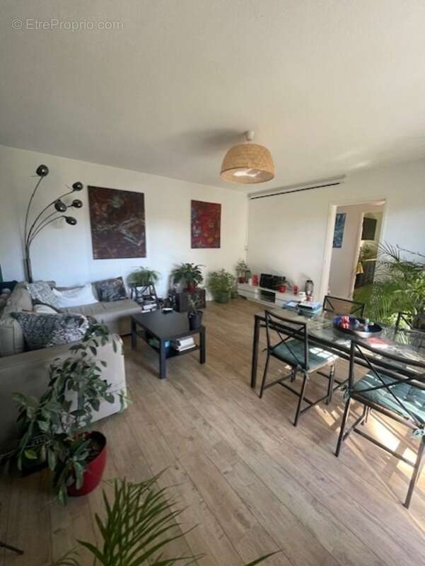 Appartement à SAINT-GENIES-BELLEVUE