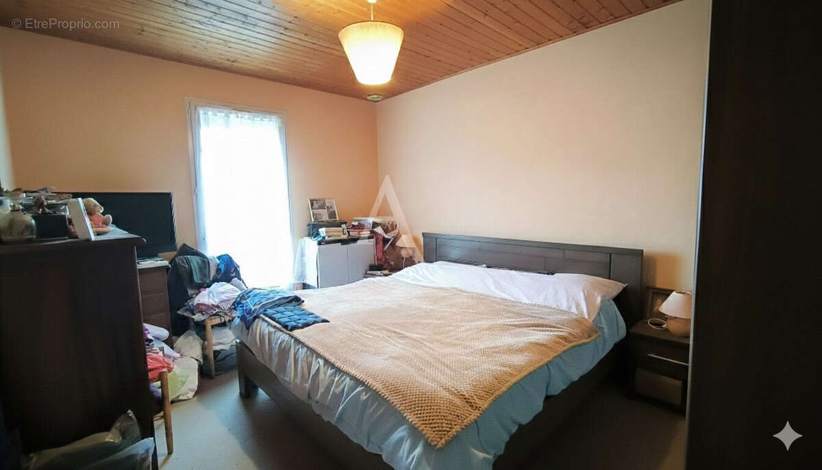 Maison à LANDEVIEILLE