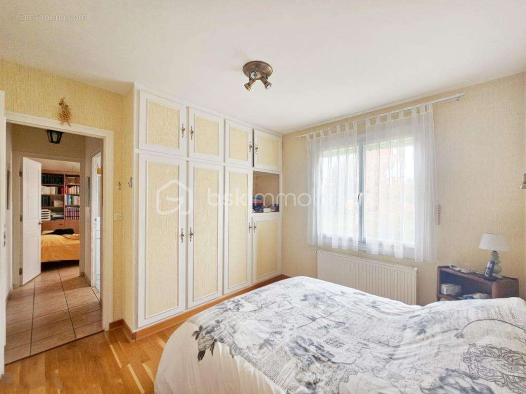 Maison à SULLY-SUR-LOIRE