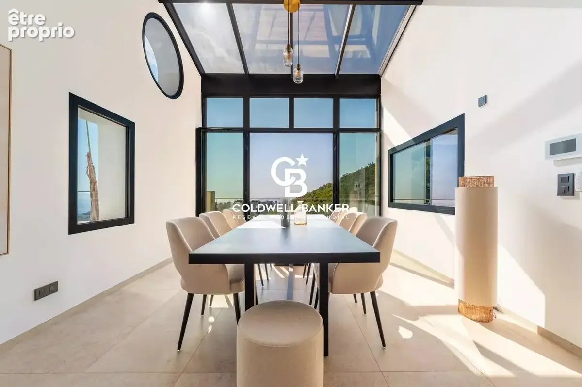 Élégance contemporaine et art de vivre face à la mer - photo 21