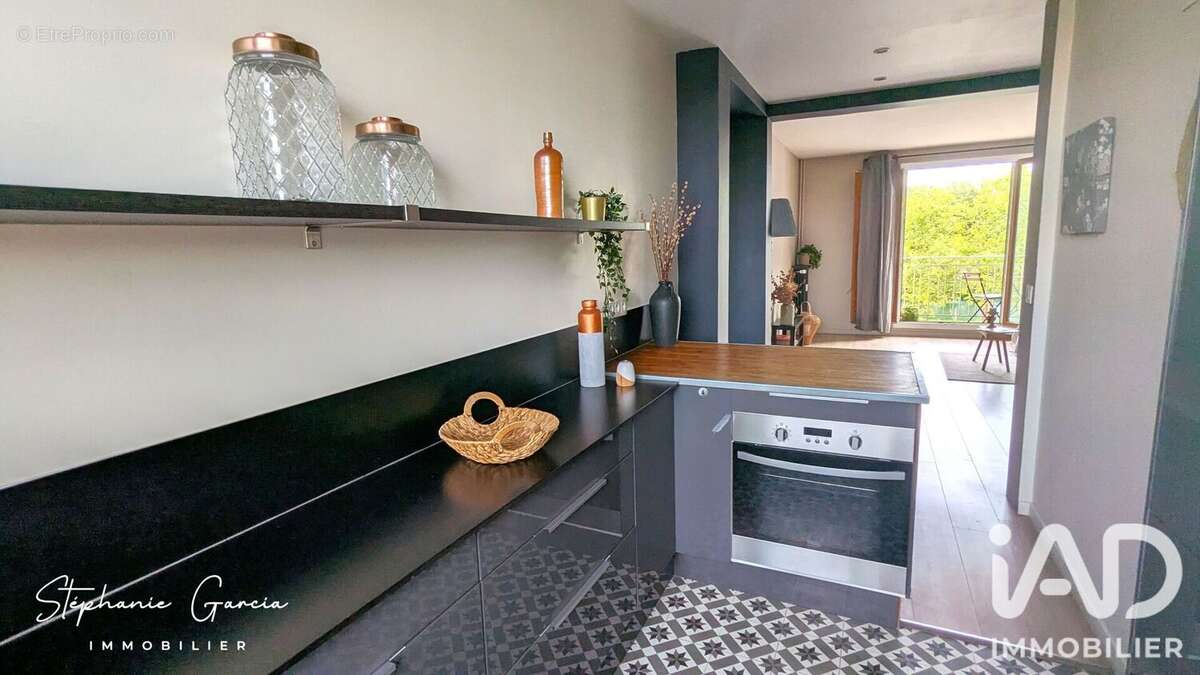 Appartement 64 m² à Joinville-Le-Pont  - photo 4