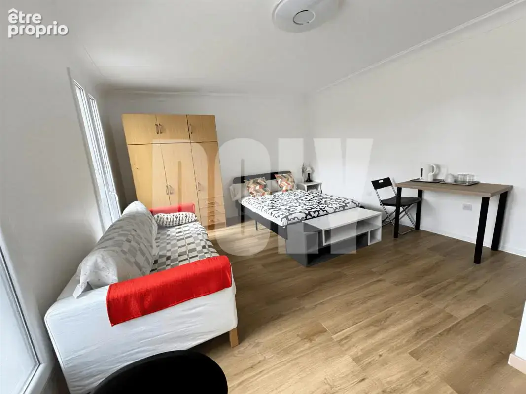 Appartement à PARIS-14E