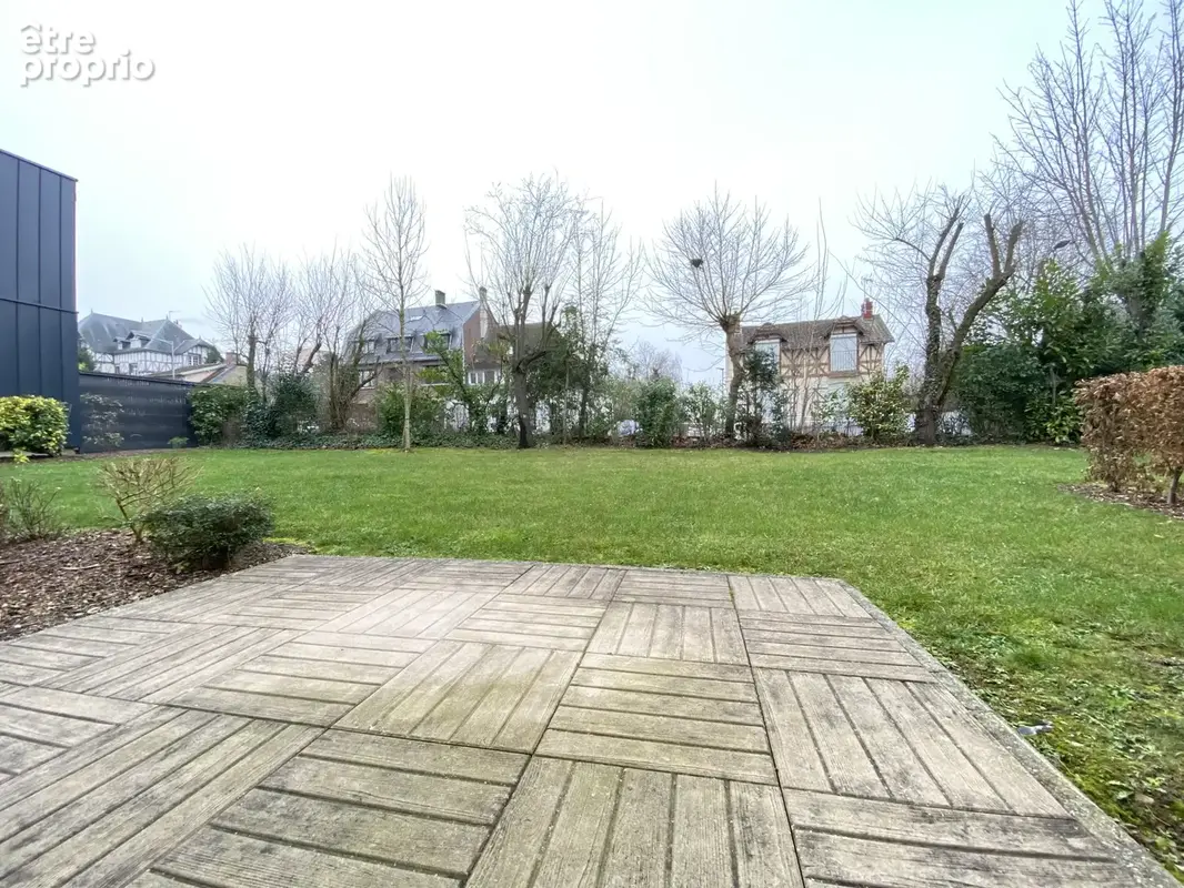 Amiens   Saint-Fuscien  T2 en rez-de-jardin avec terrasse et parking - photo 3