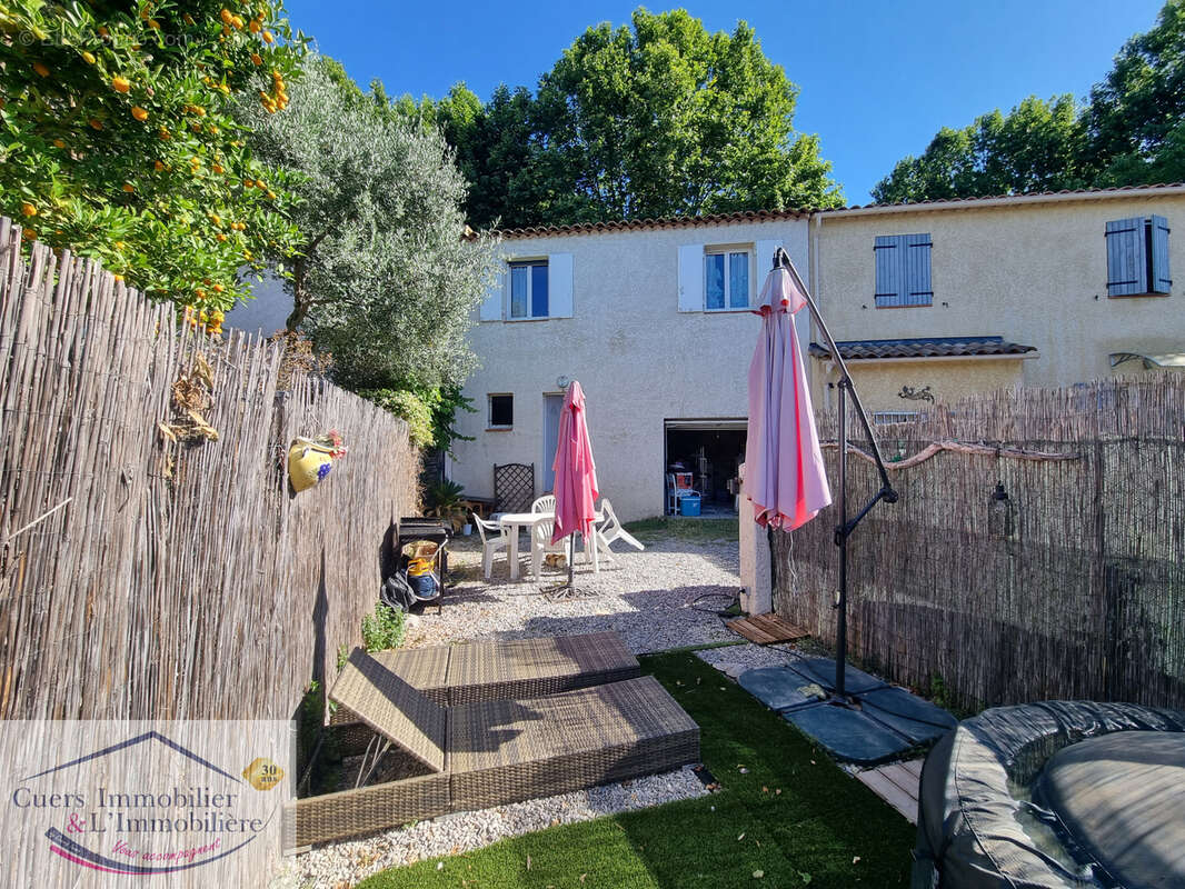 Maison à CARNOULES