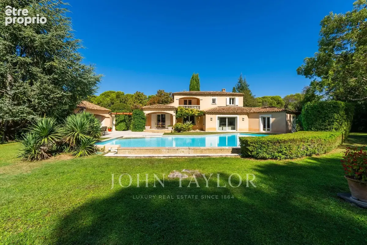 Maison familiale 200 m² avec piscine – terrain 4 000 m² et potentiel foncier - photo 8