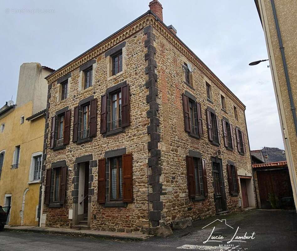 Photo 2 - Maison à LE BREUIL-SUR-COUZE