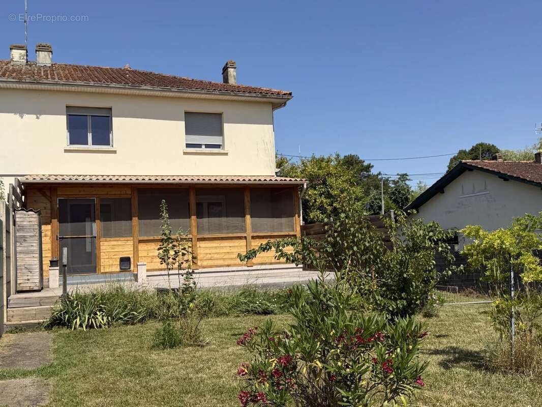 Maison à BLAYE