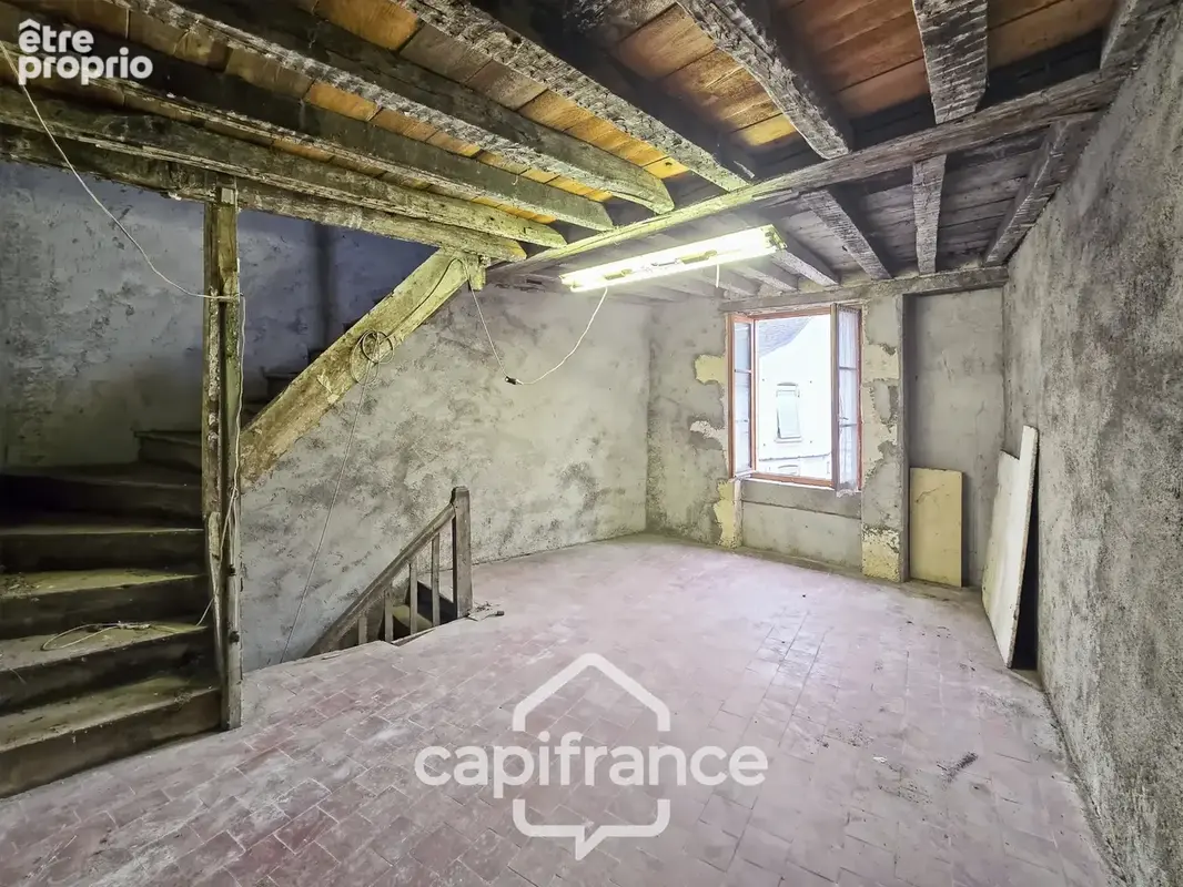 NEVERS (58) – Maison de ville à rénover – 90 m² - photo 13