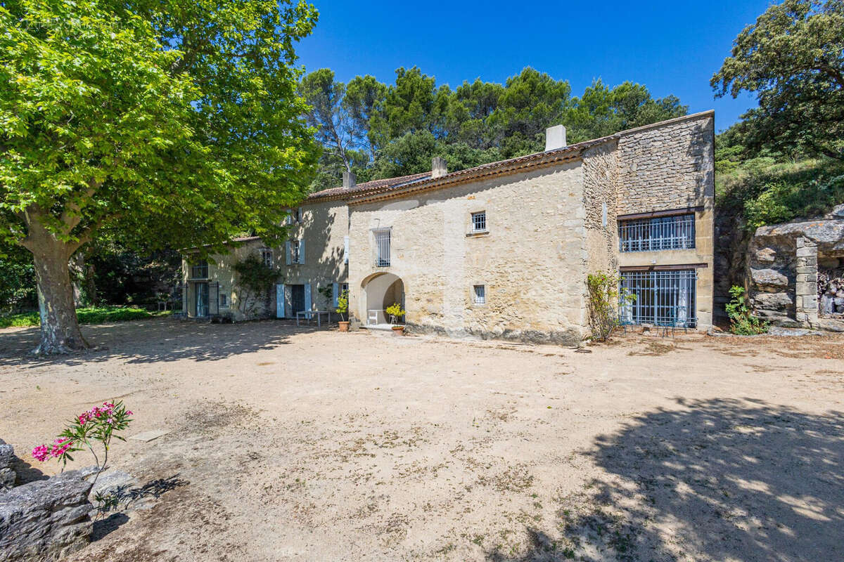 Maison à GRIGNAN