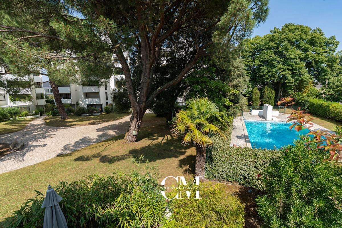 Bordeaux-Caudéran Duplex 98m² jardin, piscine, garage et parking - photo 2