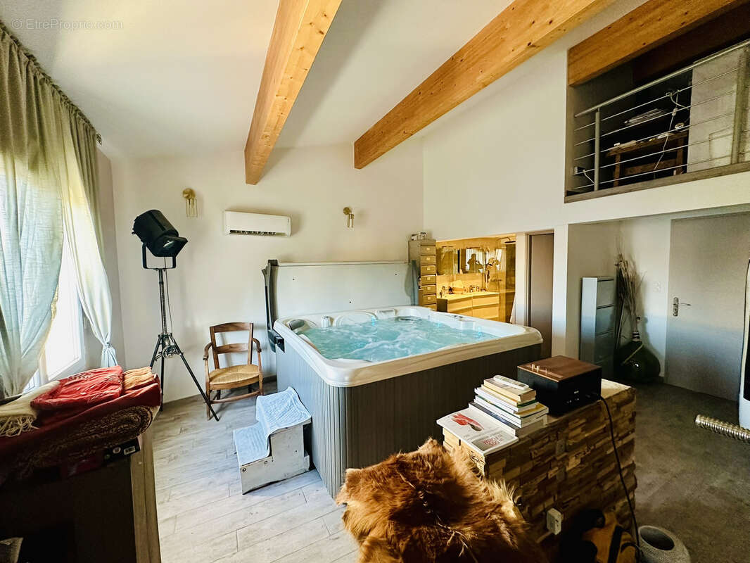 Maison à AIGUES-MORTES