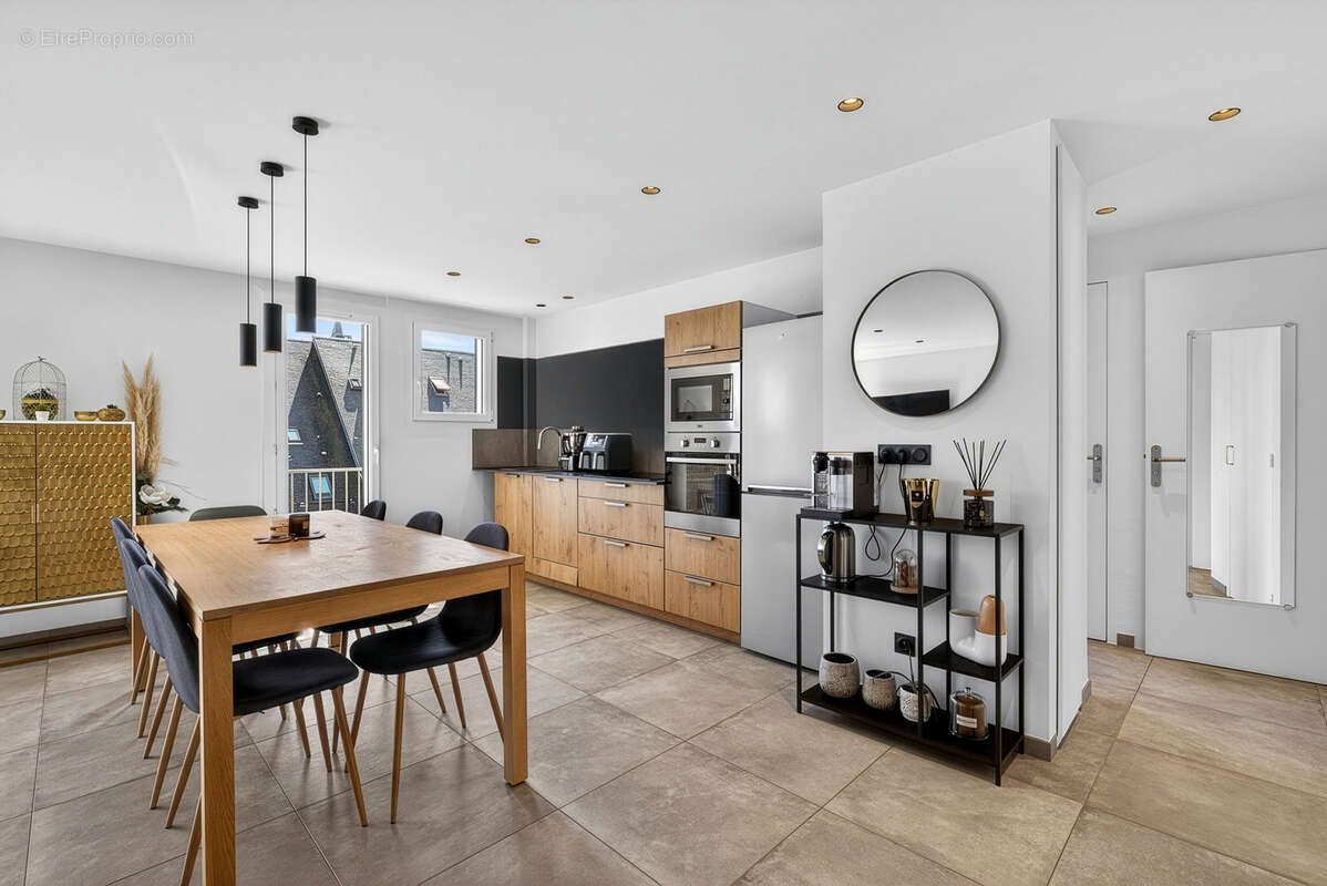 Appartement à LE BOURGET-DU-LAC