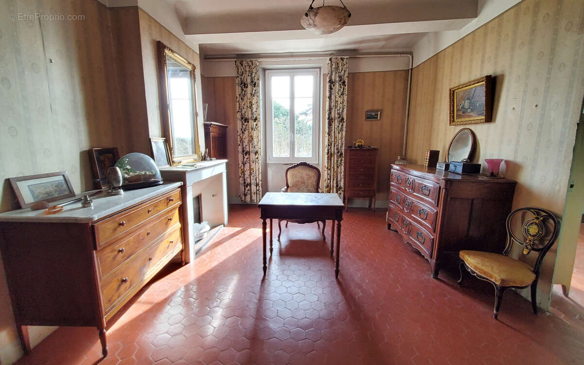 Maison à PUGET-VILLE