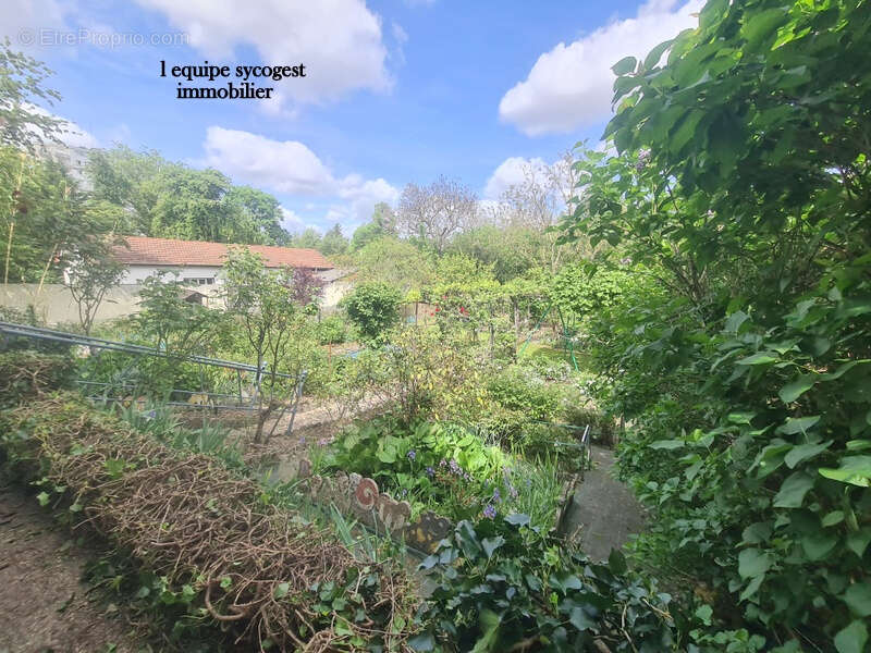 Appartement à NOISY-LE-SEC