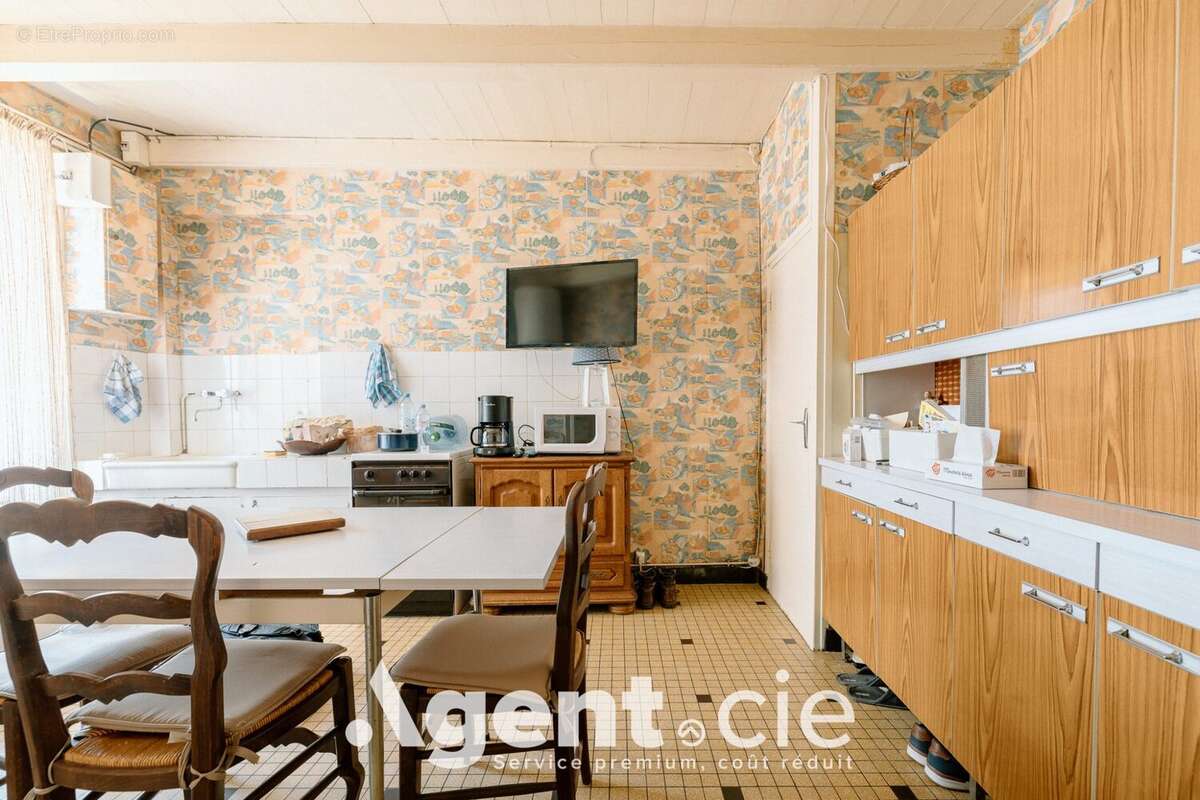 Maison à SAINT-VAAST-LA-HOUGUE