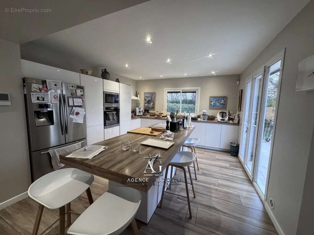 Maison à PRUNELLI-DI-FIUMORBO