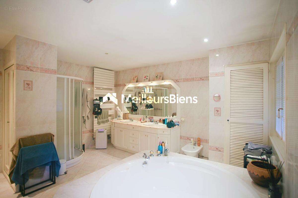 "La devinière" Tout le charme de la pierre en Pays Brédois - photo 10