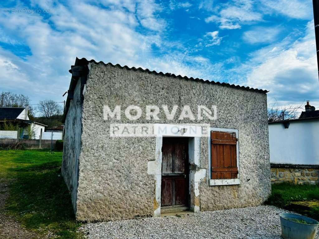 Maison à POISEUX