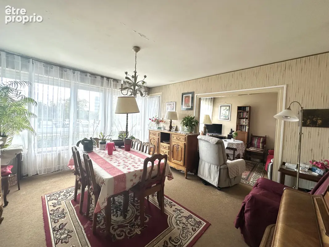 Appartement 5 pièces 89 m² à vendre à Evry (91000) - photo 2