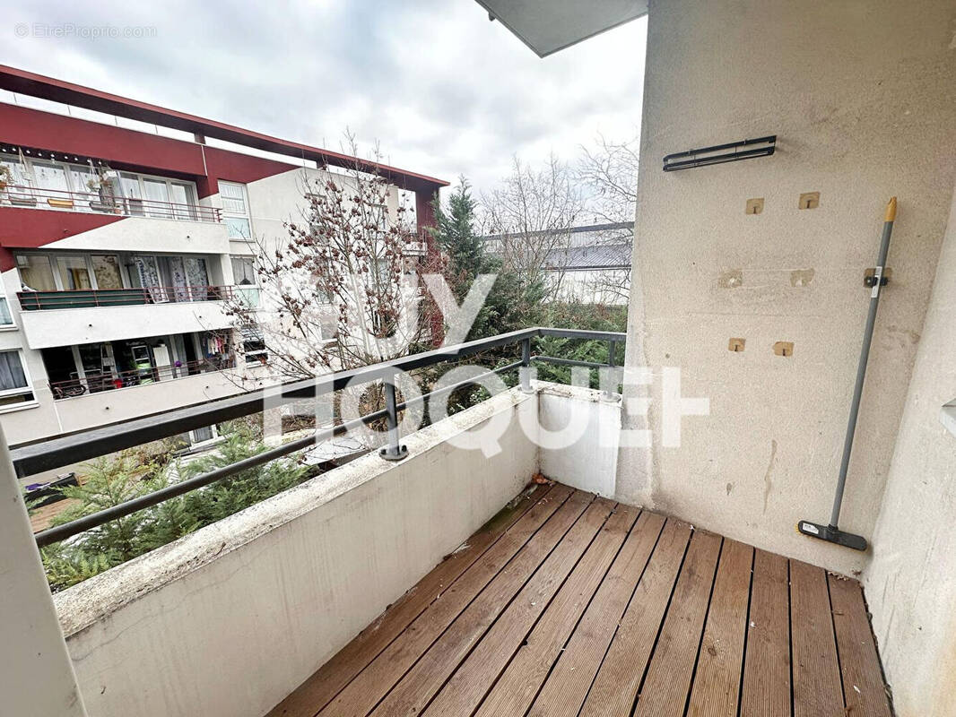 Appartement à NANTERRE