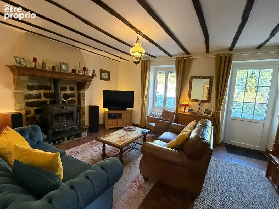 Maison HAUTE-VIENNE - Magnifique corps de ferme en pierre entièrement rénové avec grange et jardin de 3 612 m²essines Sur Gartem - photo 6