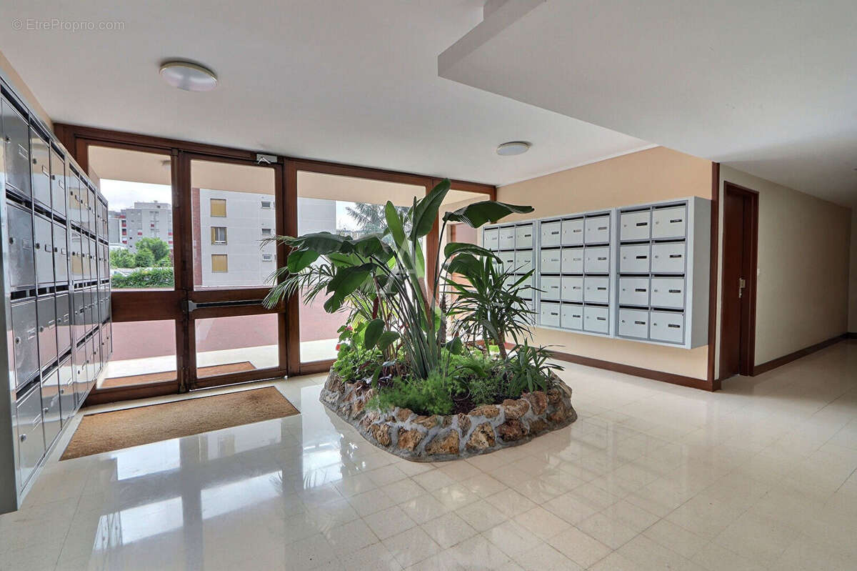 Appartement à AUBERVILLIERS