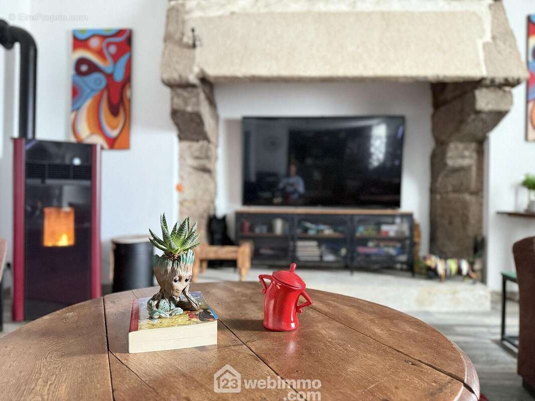 Maison à PLOUEGAT-MOYSAN