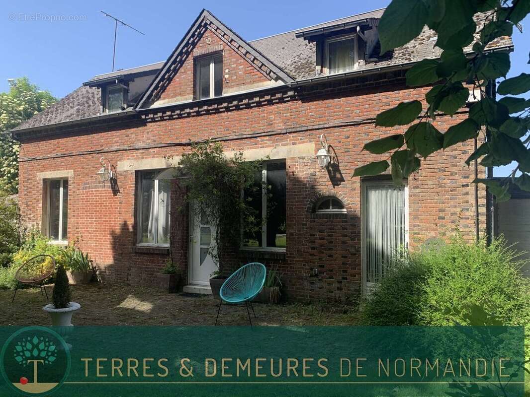 Maison à LE FIDELAIRE
