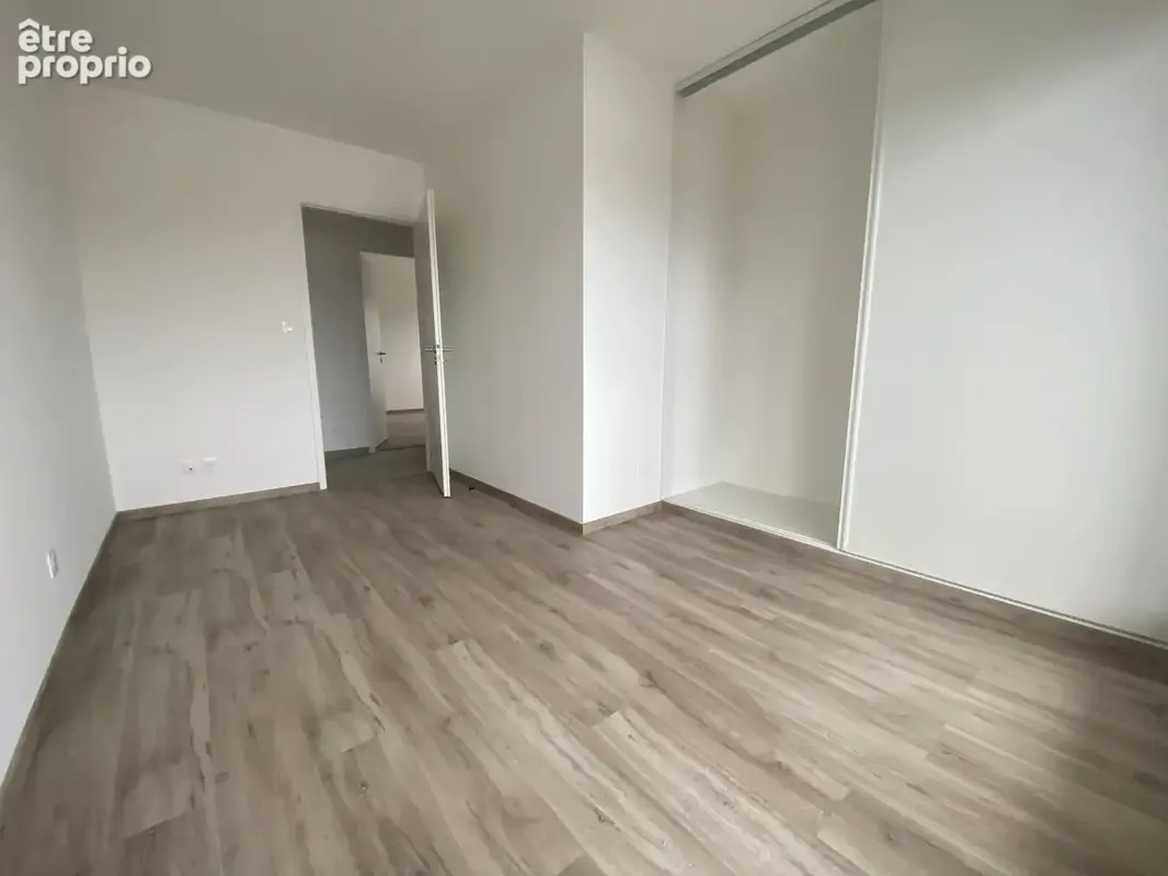 Sciez, dernier etage appartement  5 pieces de  112,34 m2 4 chambres - photo 4