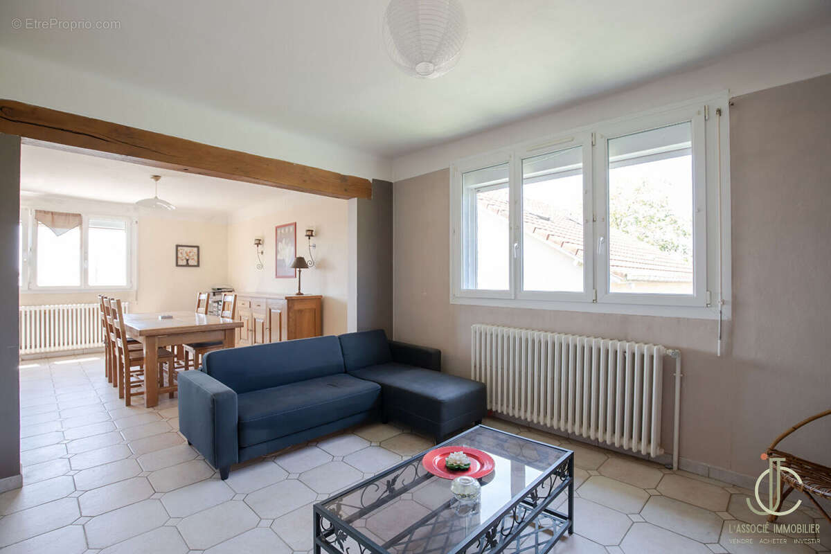 LAITRE-SOUS-AMANCE - maison indépendante avec jardin (presque) plat ! - photo 14