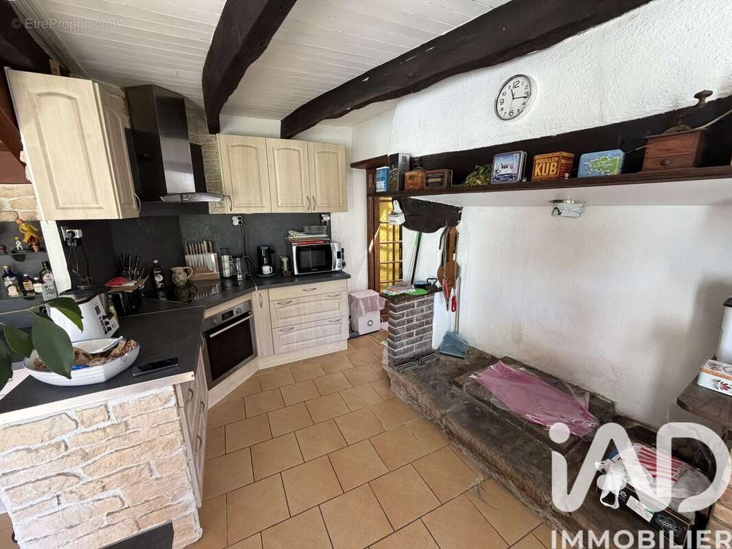 Photo 5 - Maison à CHATEAUNEUF-DU-FAOU