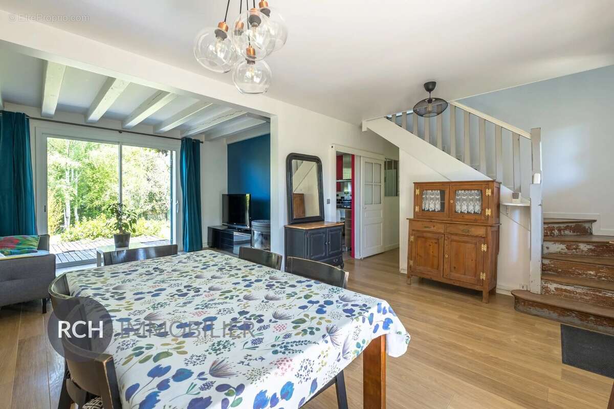 Maison à MONTFORT-L&#039;AMAURY