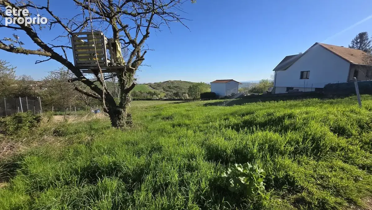 Terrain à bâtir de 351 m² à ROMAGNAT (63) - photo 3