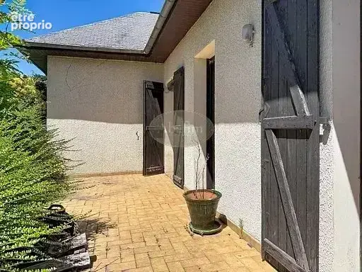 Maison 6 pièces 110 m² à vendre à Bagneres-De-Bigorre (65200) - photo 10