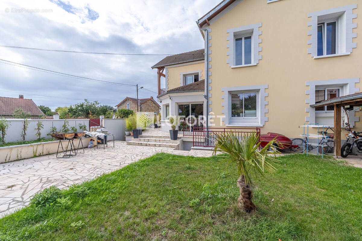 Maison à CONFLANS-SAINTE-HONORINE