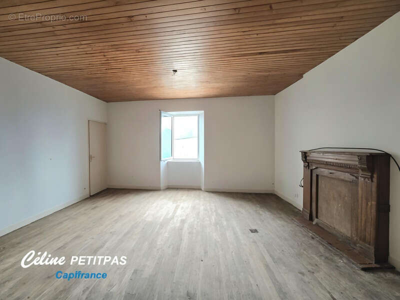 Appartement à MONTAUBAN-DE-BRETAGNE