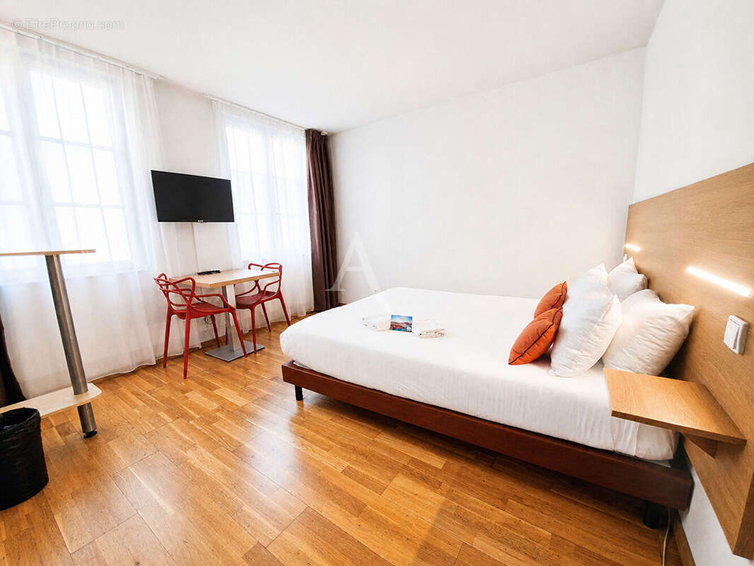 Appartement à MARSEILLE-2E